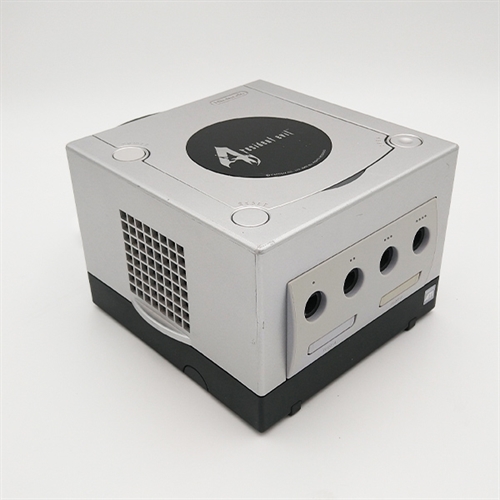 GameCube Konsol - Resident Evil 4 Platinum Limited Edition - Uoriginal RE4 Controller - SNR DEF10628655 (B Grade) (Genbrug)