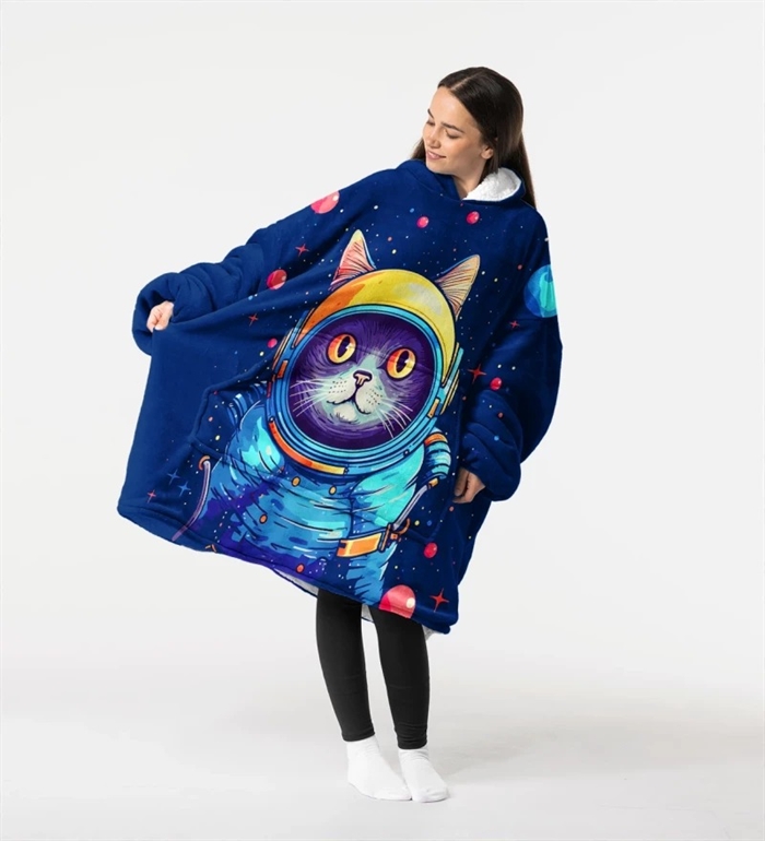 Huggie - Astronaut Cat - Giant Blanket Hoodie - Kæmpe Tæppe Hættetrøje