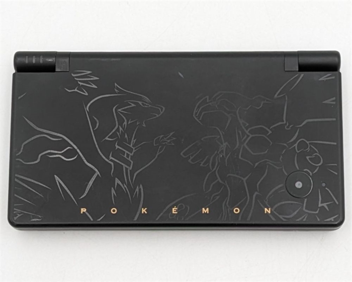 Nintendo DSi Reshiram & Zekrom Edition - Konsol - SNR TEM117579352 (B Grade) (Genbrug)