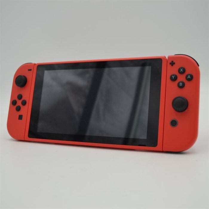 Nintendo Switch - Super MarioRød & blå - Konsol - SNR XKJ10061063968 (B Grade) (Genbrug)