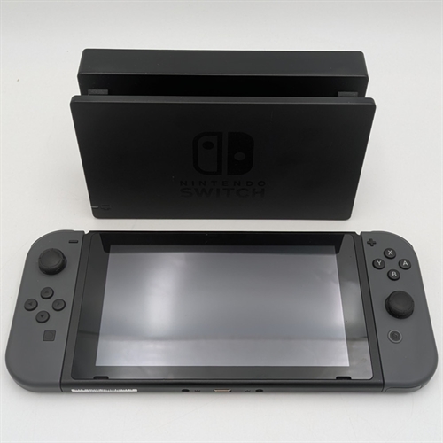 Nintendo Switch - Grey - Konsol - 2019 Model - SNR XKJ70068290941 (A Grade) (Genbrug)