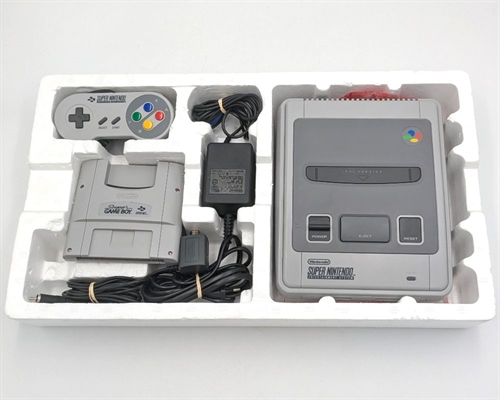 Super Nintendo med Super Game Boy - Komplet i æske - SNR UP17949270 (B Grade) (Genbrug)