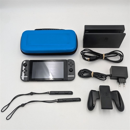 Nintendo Switch - Super Smash Bros - Konsol - 2017 Model - SNR XKJ40038629965 (B Grade) (Genbrug)