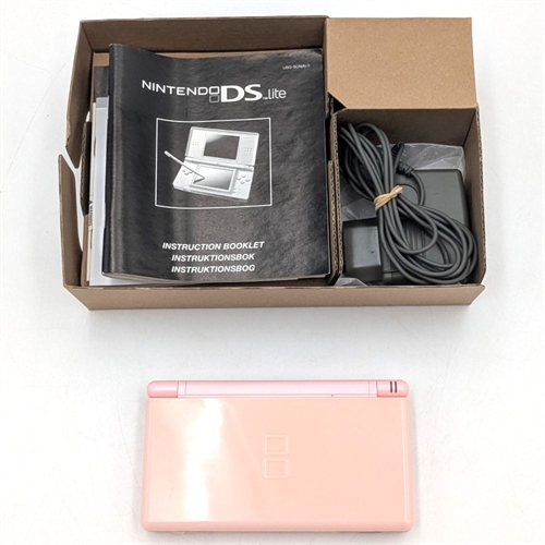 Nintendo DS Lite - Coral Pink - Komplet I Kasse - Konsol - SNR UEF29082905 (B Grade) (Genbrug)