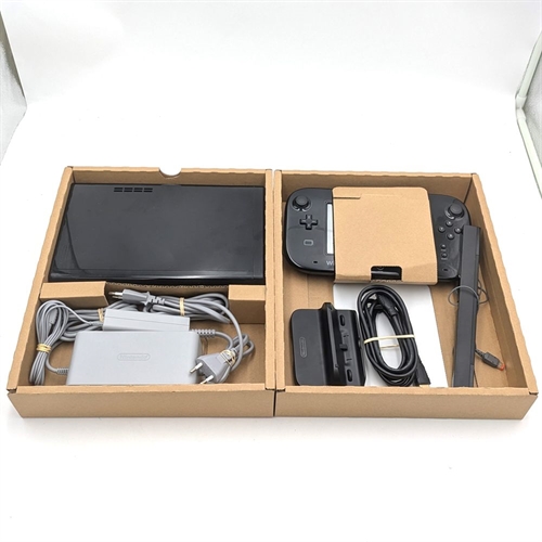 Nintendo Wii U - Super Mario Maker Premium Pack - 32GB - Konsol - SNR FEM108730267/JEM117139303 (B Grade) (Genbrug)