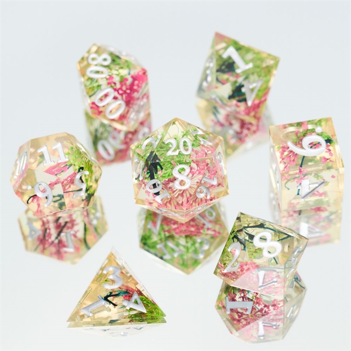 Sharp Edge Resin Dice Set - Pink Flower - Rollespilsterninger - Epic Dwarf Dice