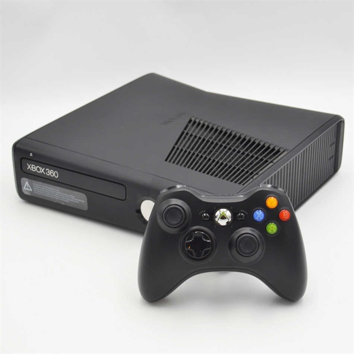 XBOX 360 Slim Konsol - Sort 250GB - SNR 366326204005 (B Grade) (Genbrug)